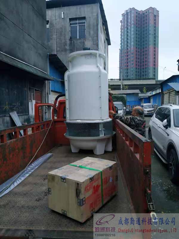 遂寧GL-10T冷卻塔，1.5KW水泵物流發貨