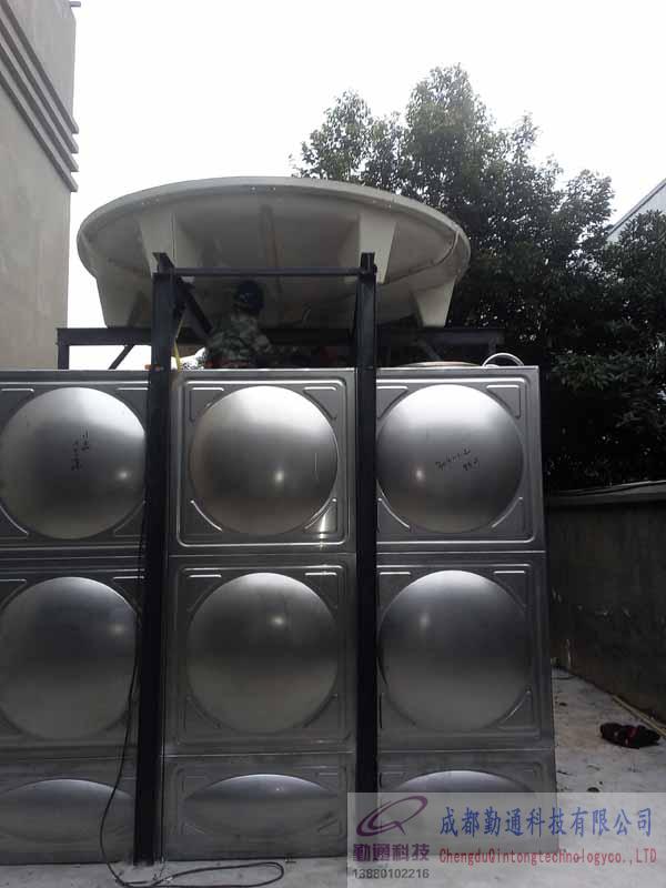 四川成都24立方sus304不銹鋼水箱安裝現場