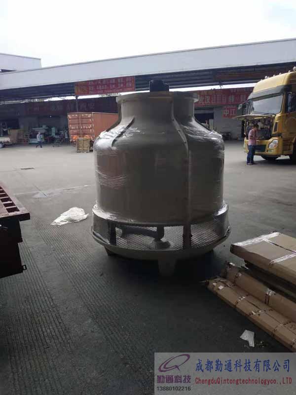 物流發貨30T冷卻塔重慶九龍坡區