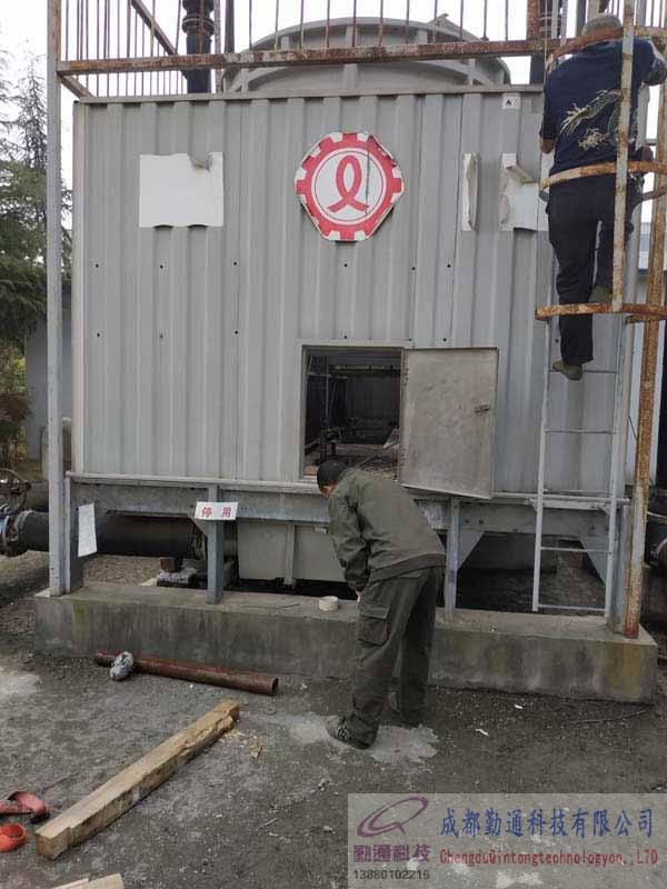 龍泉光明光電良機冷卻塔維修保養、水泵維修保養施工現場