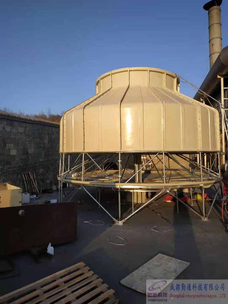 500T冷卻塔安裝現場