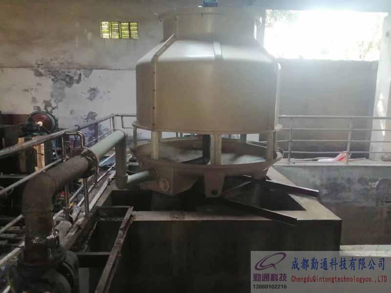 成都80T冷卻塔系統改造維修安裝現場